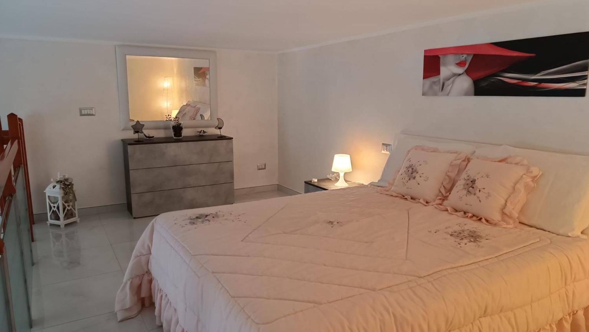 Casa Vacanza Raggio Di Sole Джовинацо Екстериор снимка